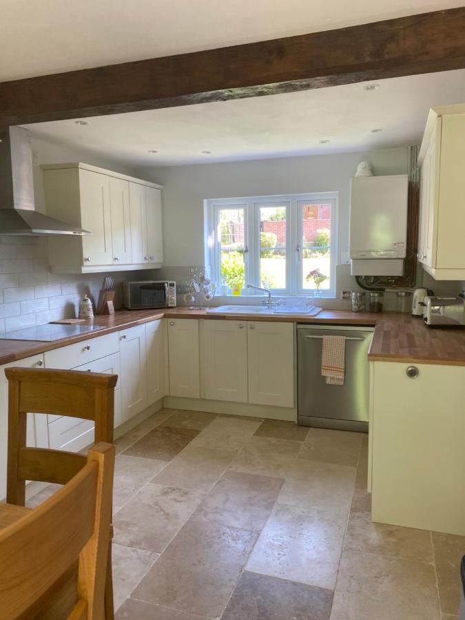 Honeysuckle Cottage Hereford Eksteriør bilde